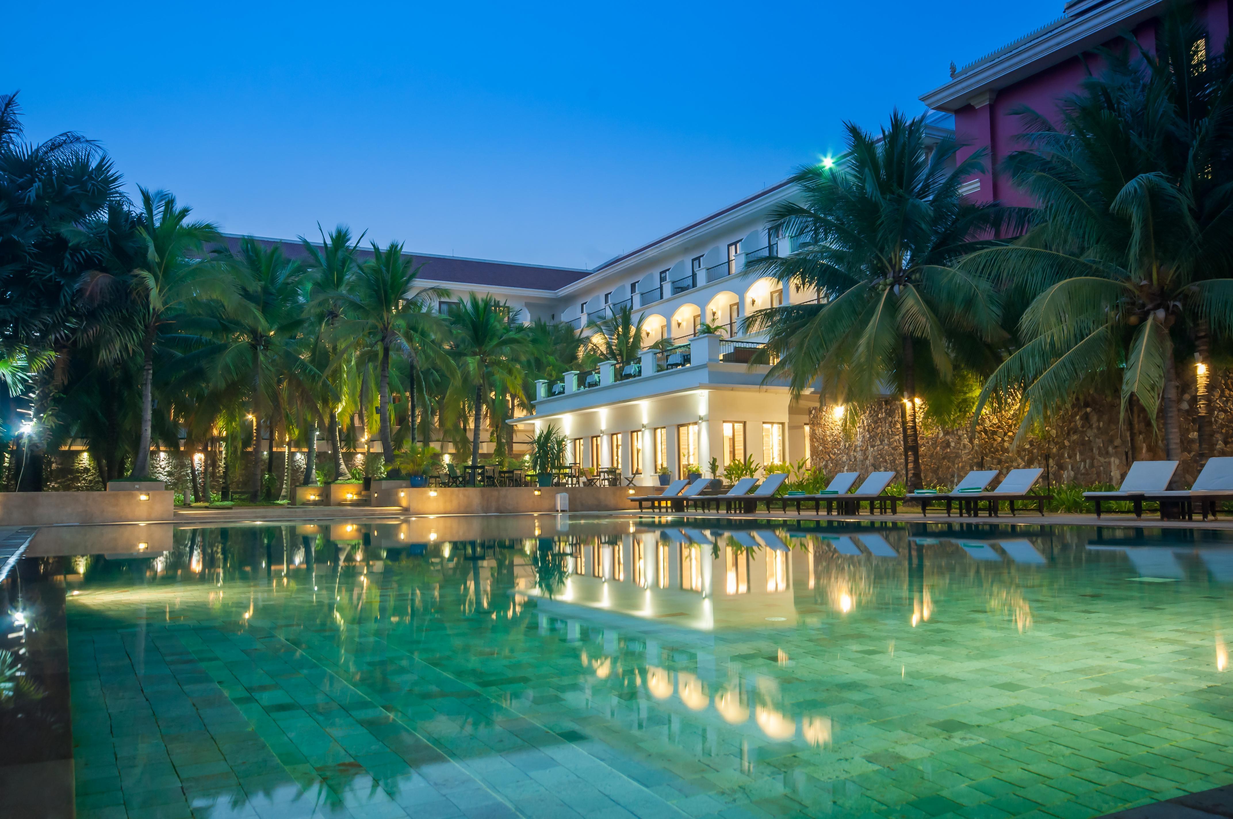 Lotus Blanc Hotel Ciudad de Siem Riep Exterior foto