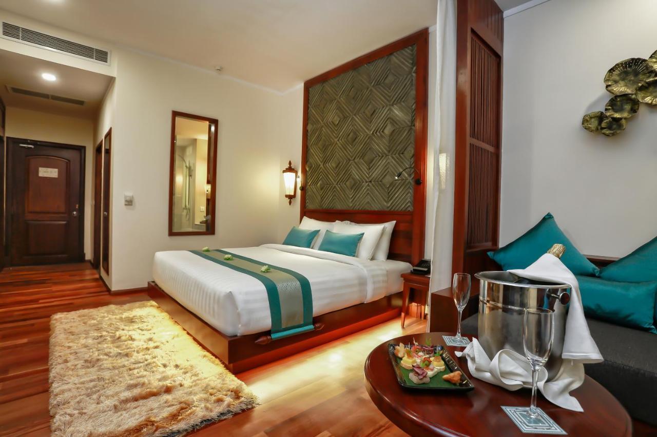 Lotus Blanc Hotel Ciudad de Siem Riep Exterior foto